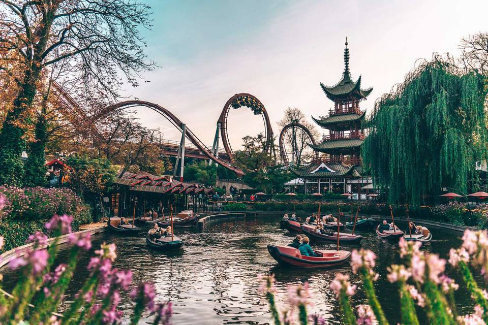 Where Tivoli Gardens amusement park exists?