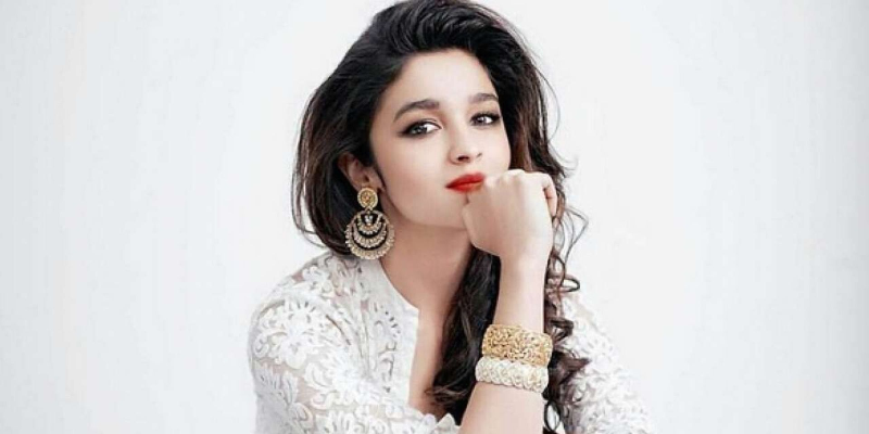 Take this quiz and see how well you know about Alia Bhatt?
