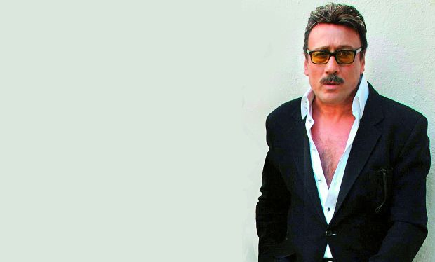 What is the name of  Jackie Shroff's daughter?