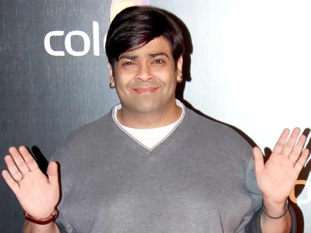 Recognize this comedian in Bollywood