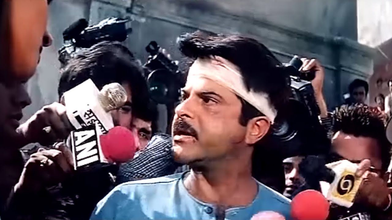 What is the profession of Anil Kapoor in Nayak?