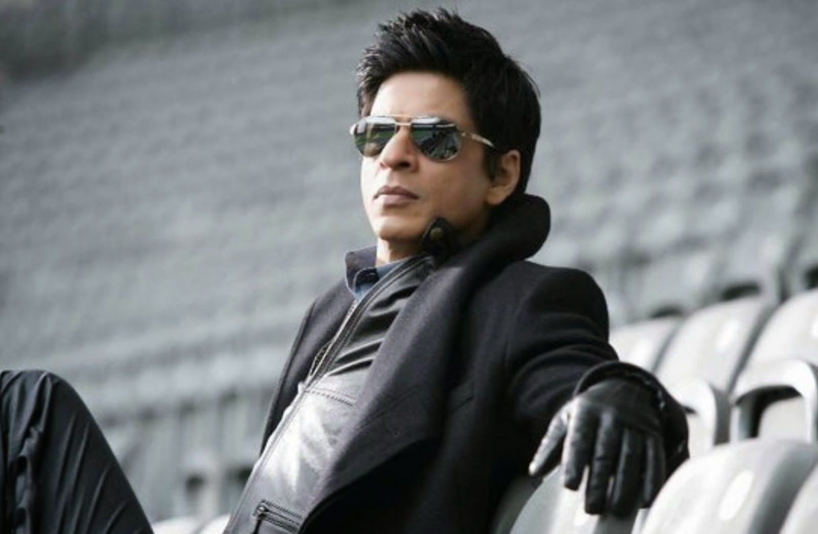 Guess which shows did King Khan do before becoming a bollywood starâ€ ?