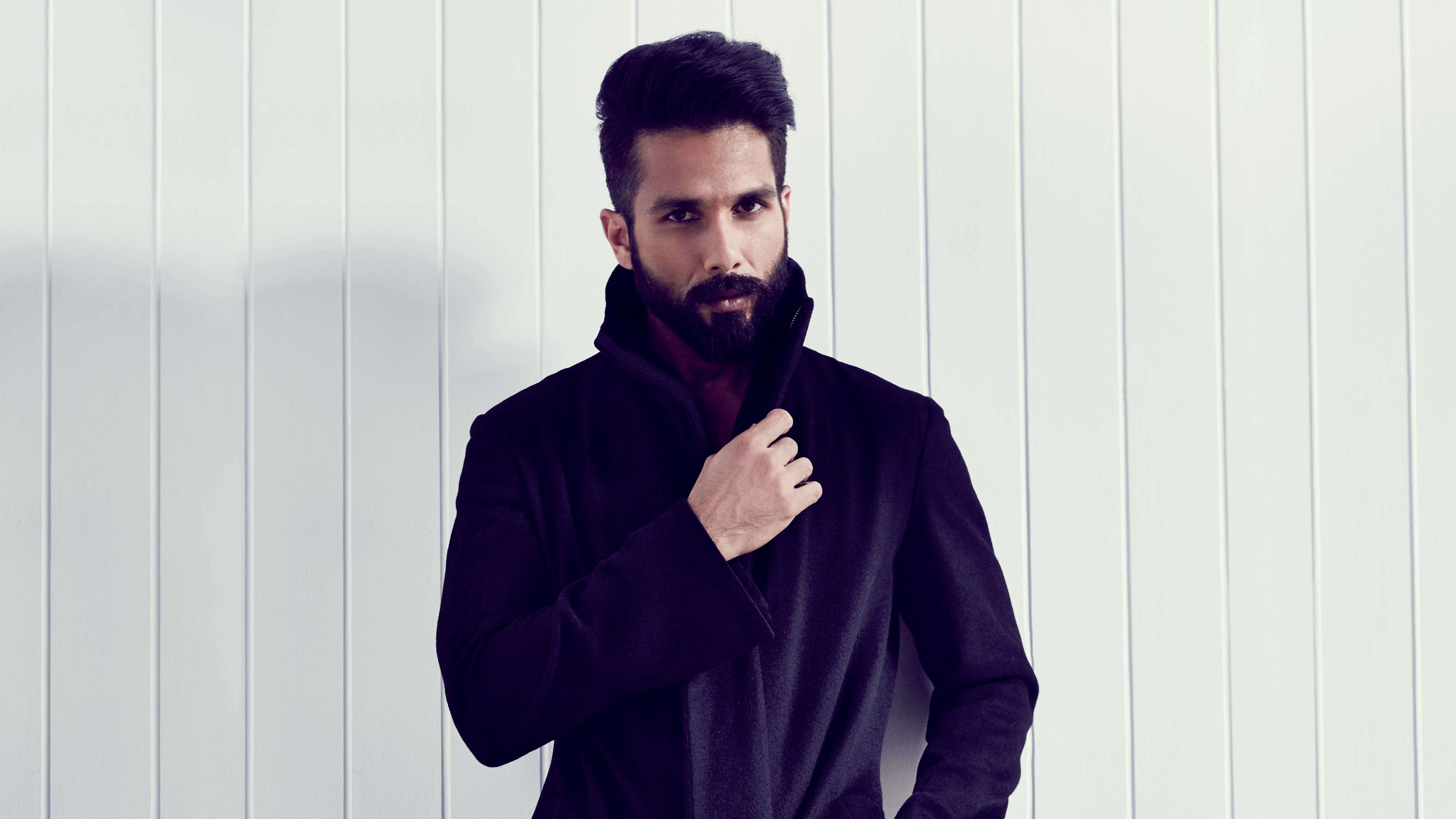What is the net worth of Shahid Kapoor ?