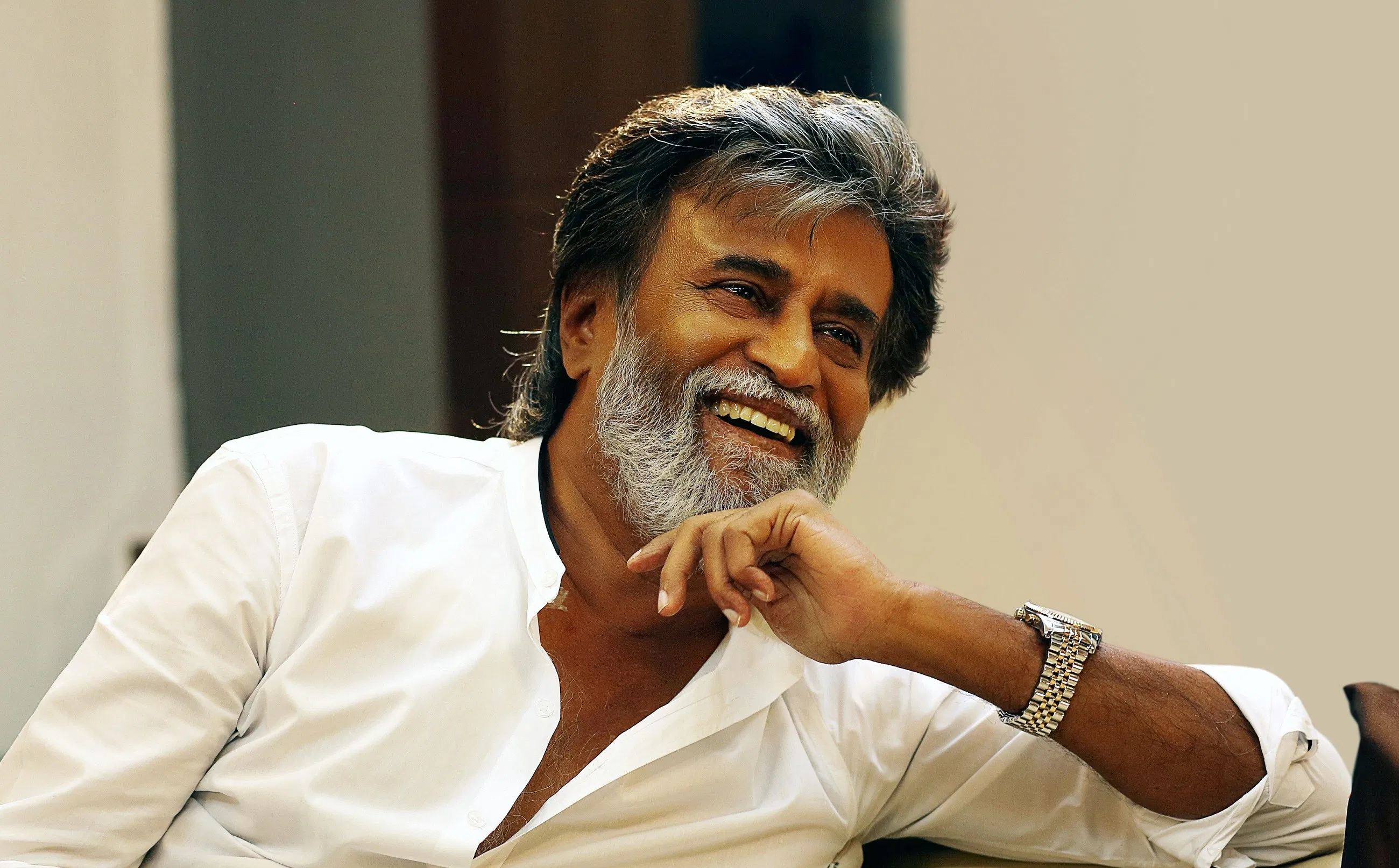 What is the real name of Rajnikanth?