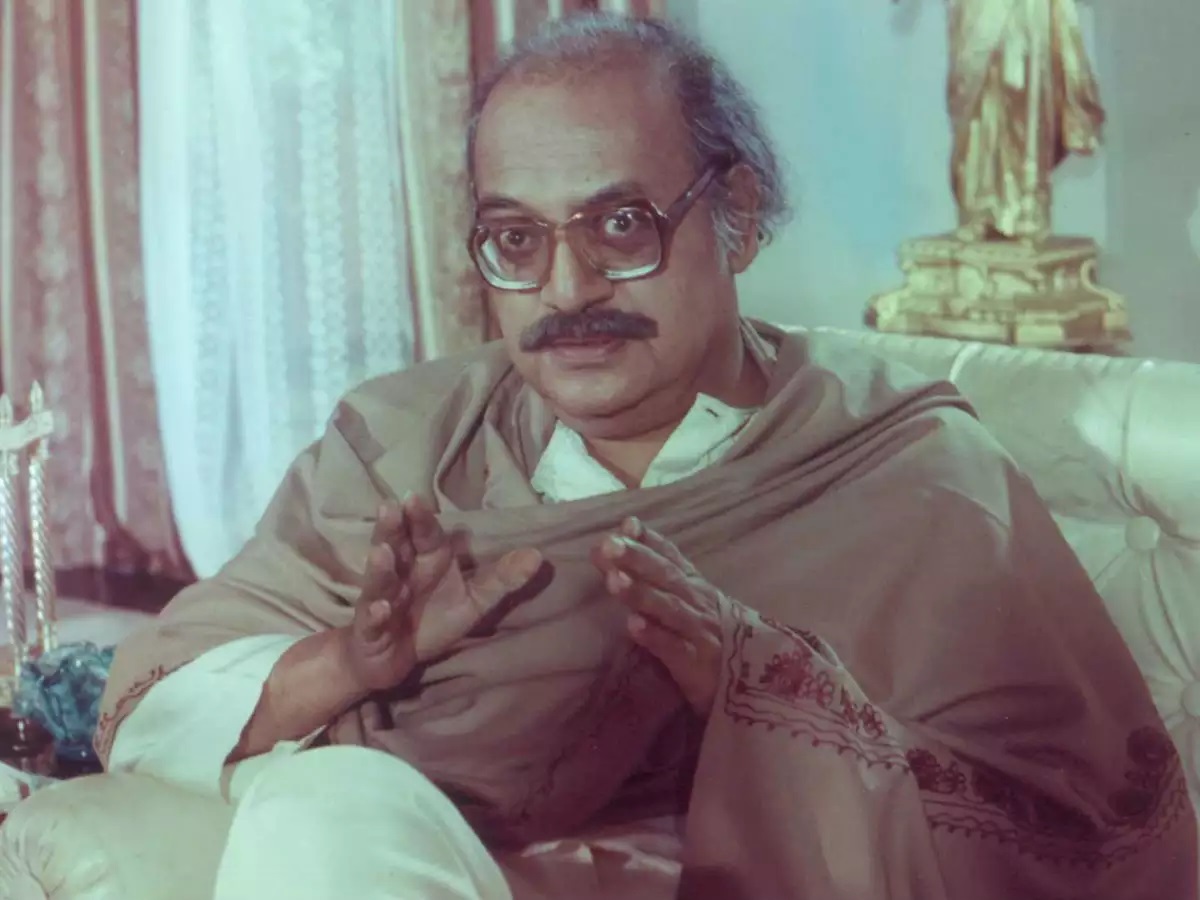 Â  Â Â For which movie Utpal Dutt did win National Film Award for Best Actor in 1969? Â 