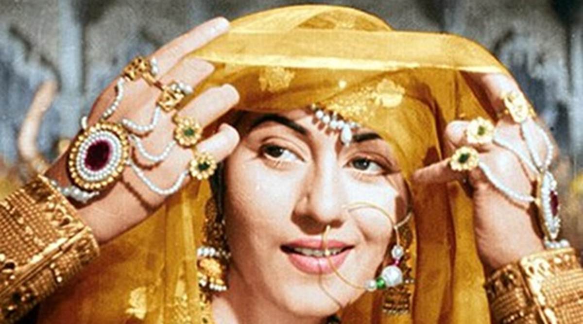 Â  Â Â In which movie was she co-actor of Dev Anand?